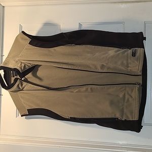 REI sleeveless vest jacket